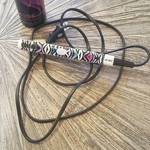 Mini Hot Tools hair straightener